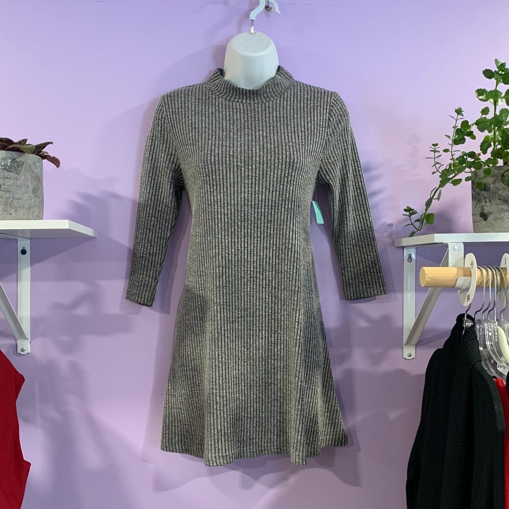 TEMT Ribbed Knit Dress - Picture 3 of 5